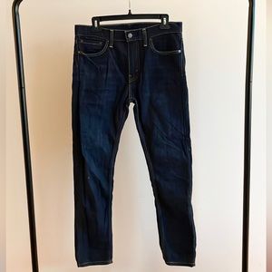 Levi’s 510 Skinny in Navy Dark Wash (31”x30”)